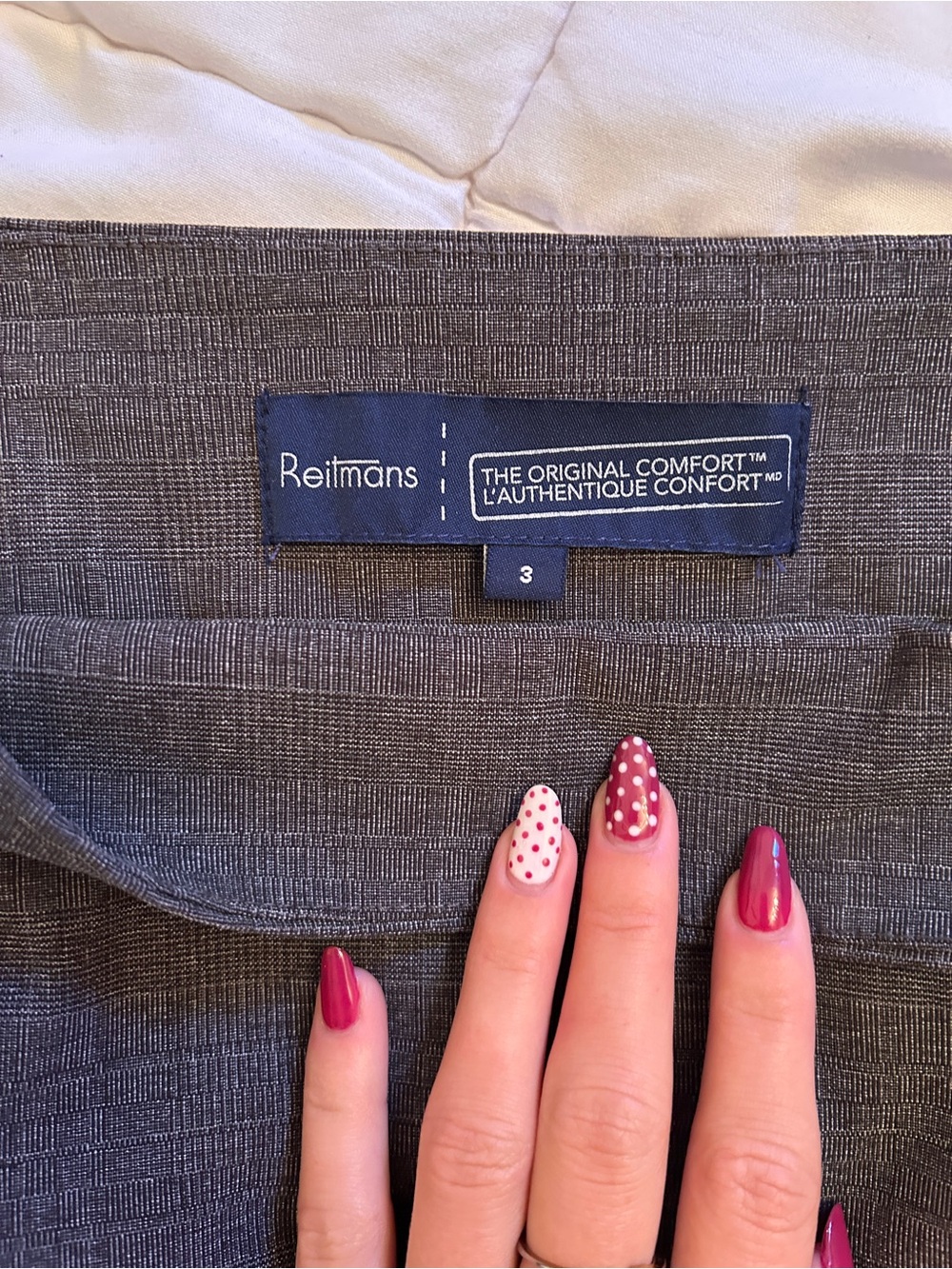 Reitmans Gray Textured Pencil Skirt